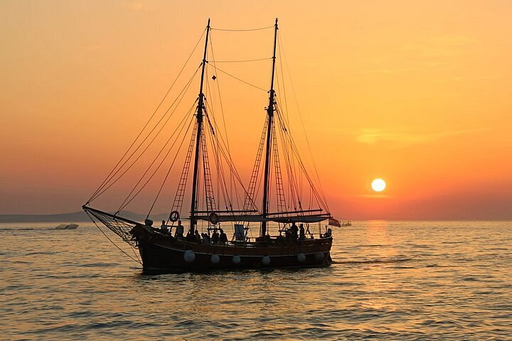 znz-sunset-dhow